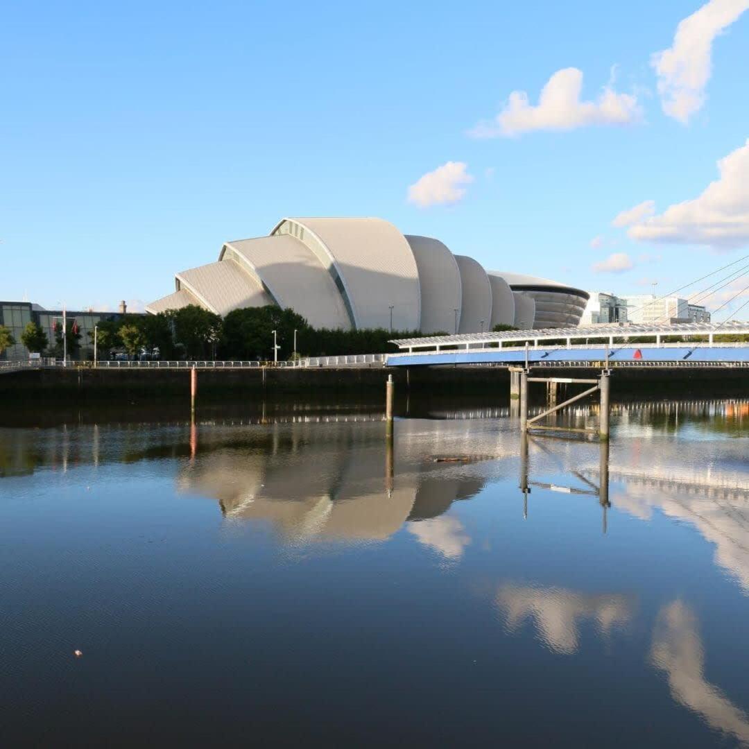 1 Bedroom Apartment In Very Central Location Glasgow Esterno foto