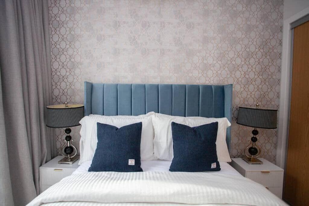 1 Bedroom Apartment In Very Central Location Glasgow Esterno foto