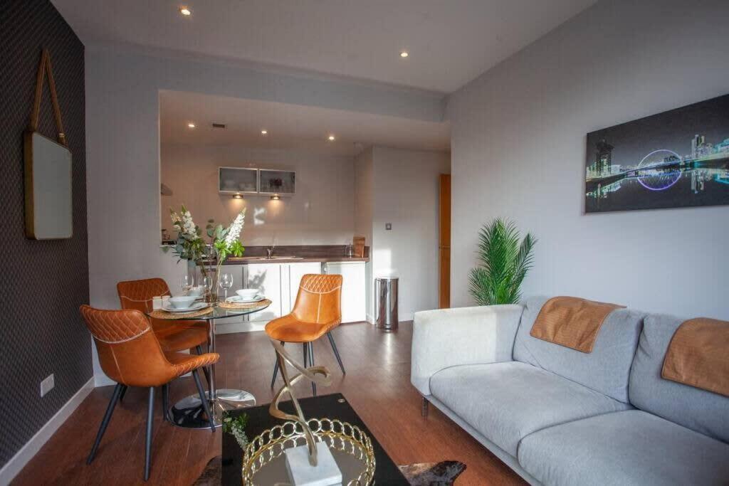 1 Bedroom Apartment In Very Central Location Glasgow Esterno foto